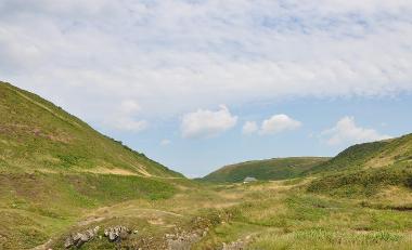 LCT 4D View north-east from Welcombe Mouth Bay.