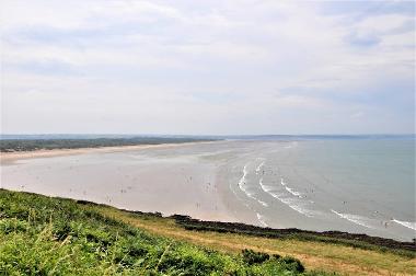 LCT 4E The long sandy beach at Saunton Sands, backed by Braunton Burrows with long views towards the Taw-Torridge estuary mouth and settlement at Westward Ho!.